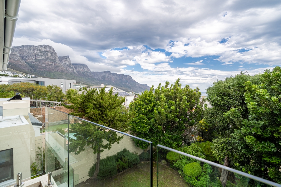 3 Bedroom Property for Sale in Camps Bay Western Cape